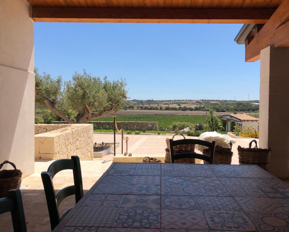 Le Sorelle Del Vino Marzamemi Exteriör bild